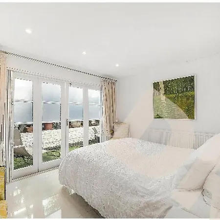 Earls Court Spacious Apartment London Exterior photo