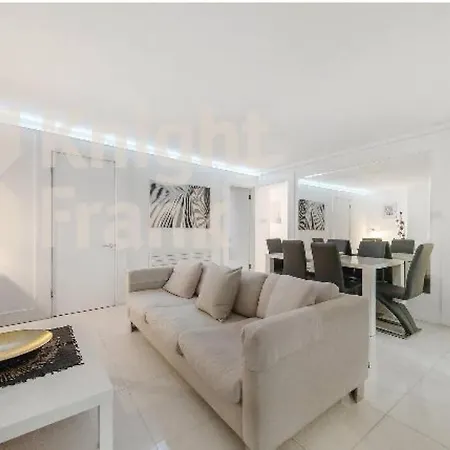 Earls Court Spacious Apartment London Exterior photo